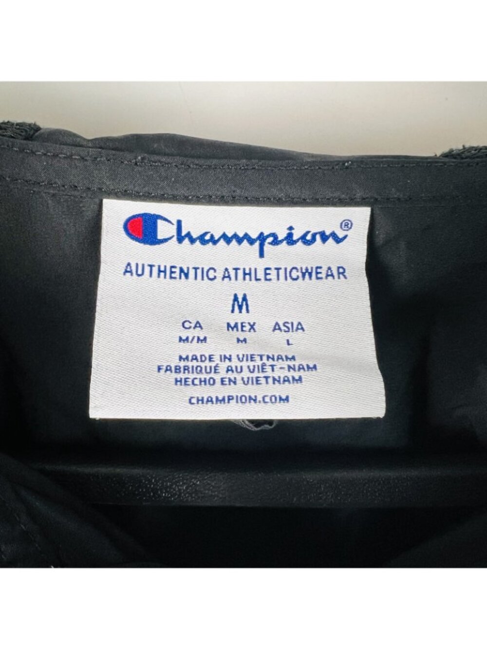 Champion Windbreaker Women’s Medium 1/4 Zip Pullover Hooded Jacket - Picture 3 of 4